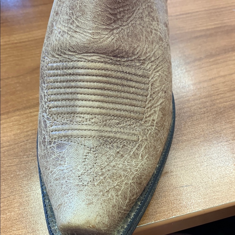 Ariat Brown Heeled Round Up Square Toe Boots with Western Stitching - Picture 3 of 6